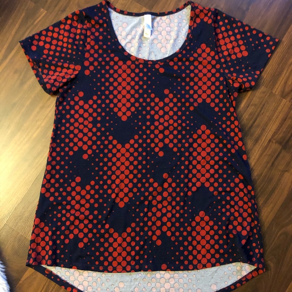 LuLaRoe Classic Tee Dotted Chevron